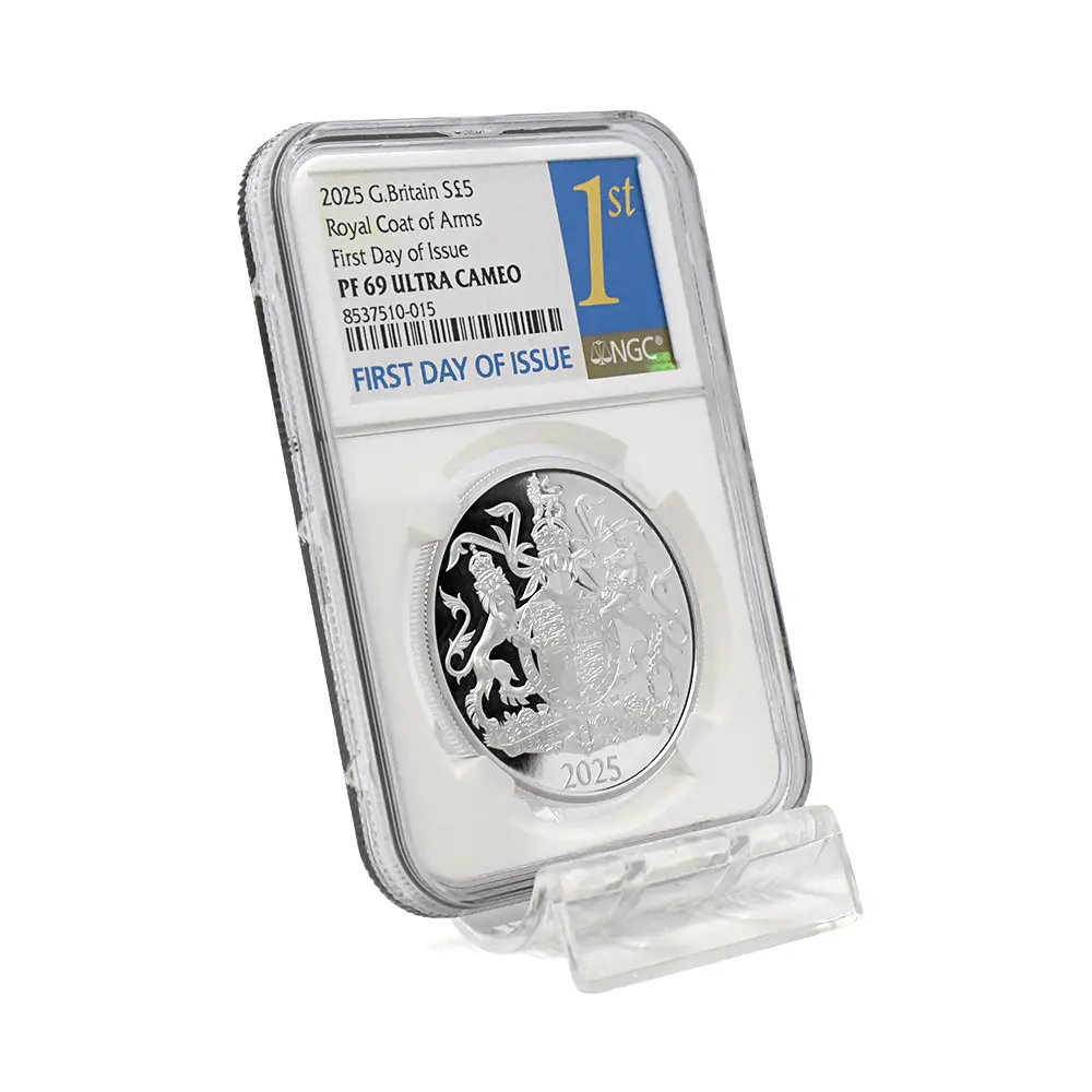 モダンコイン6:6617 2025 チャールズ3世 ロイヤルアームズ 5ポンド銀貨 発行即日鑑定品 NGC PF69UC 箱付き