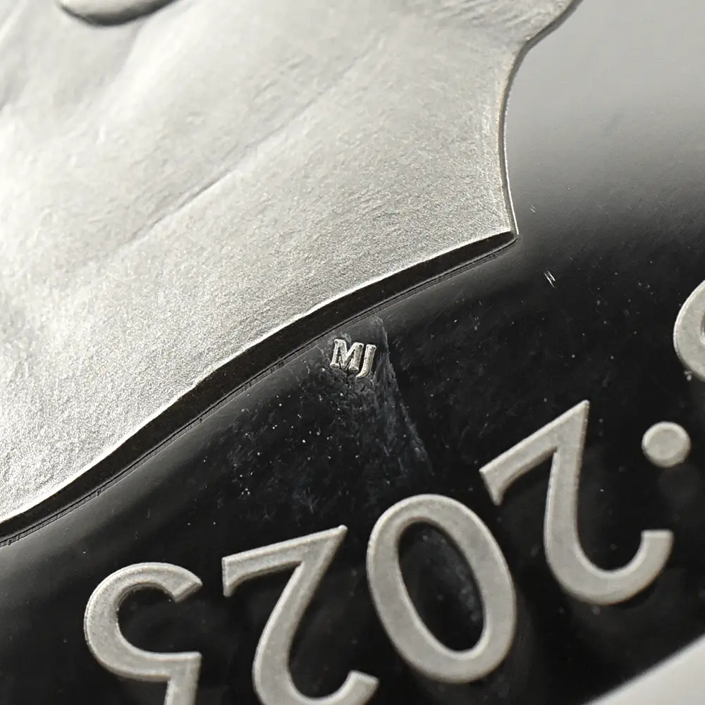 モダンコイン15:6617 2025 チャールズ3世 ロイヤルアームズ 5ポンド銀貨 発行即日鑑定品 NGC PF69UC 箱付き