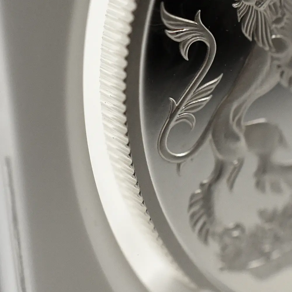 モダンコイン16：6618 2025 チャールズ3世 ロイヤルアームズ 5ポンド銀貨 発行即日鑑定品 NGC PF68UC 箱付き