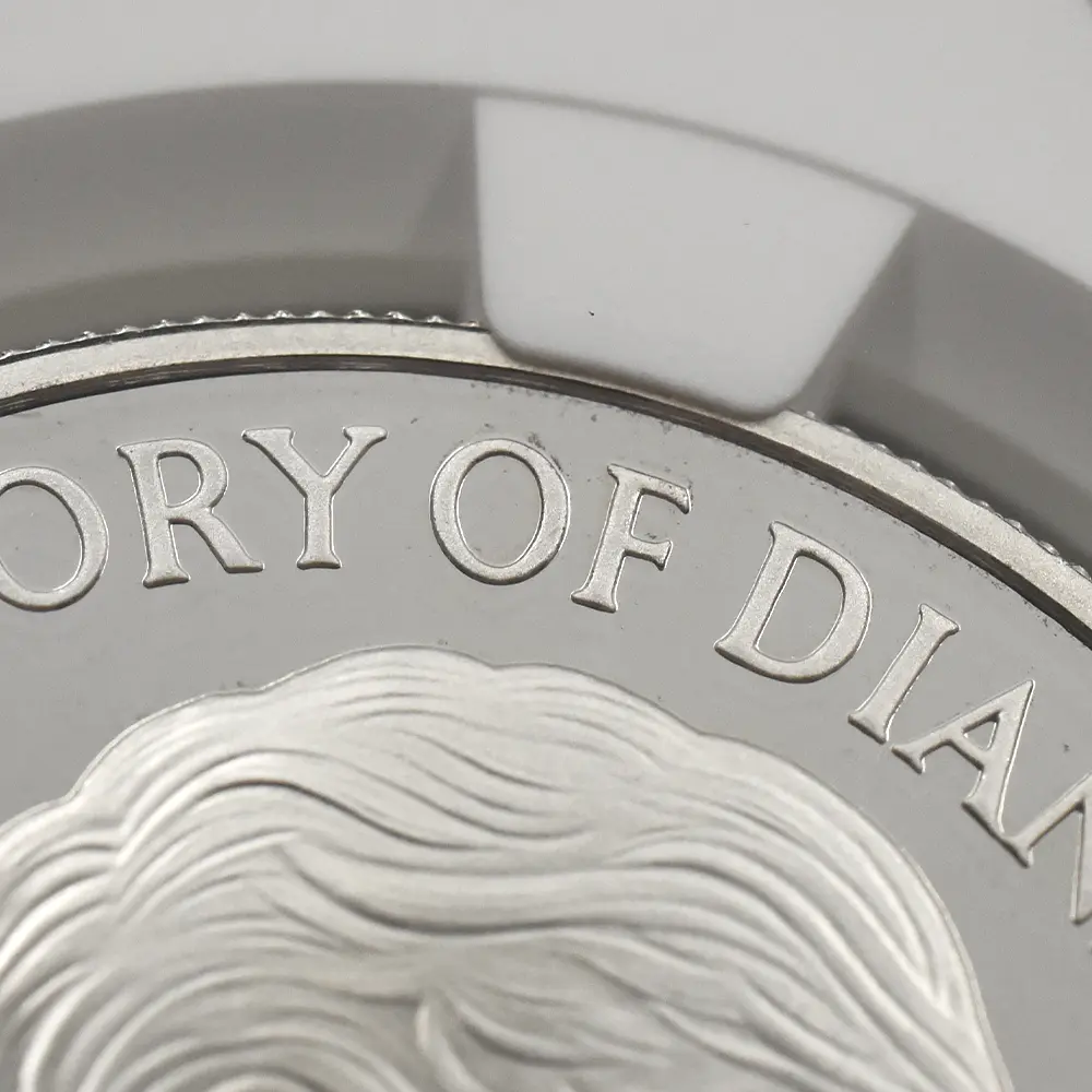 モダンコイン12:6632 1999 エリザベス2世 ダイアナ妃追悼記念 5ポンド銀貨 NGC PF69UC 箱付き