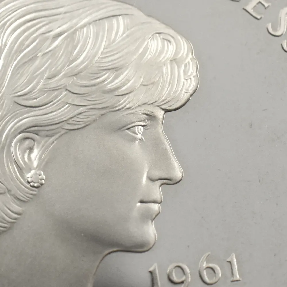 モダンコイン10:6650 1999 エリザベス2世 ダイアナ妃追悼記念 5ポンド銀貨 PCGS PR69DC S-L6 箱付き