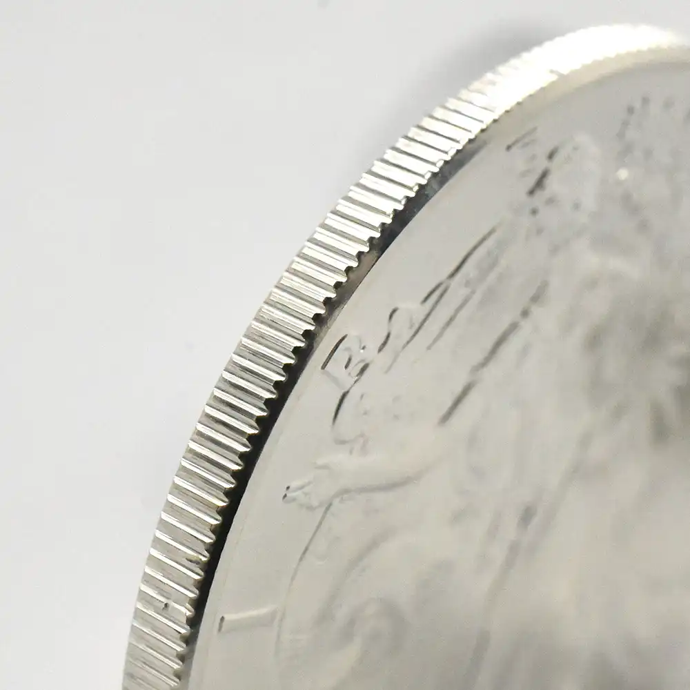 地金型8：2534 アメリカ 2015 イーグル 1ドル 1オンス 銀貨 【1枚】 (コインケース付き)