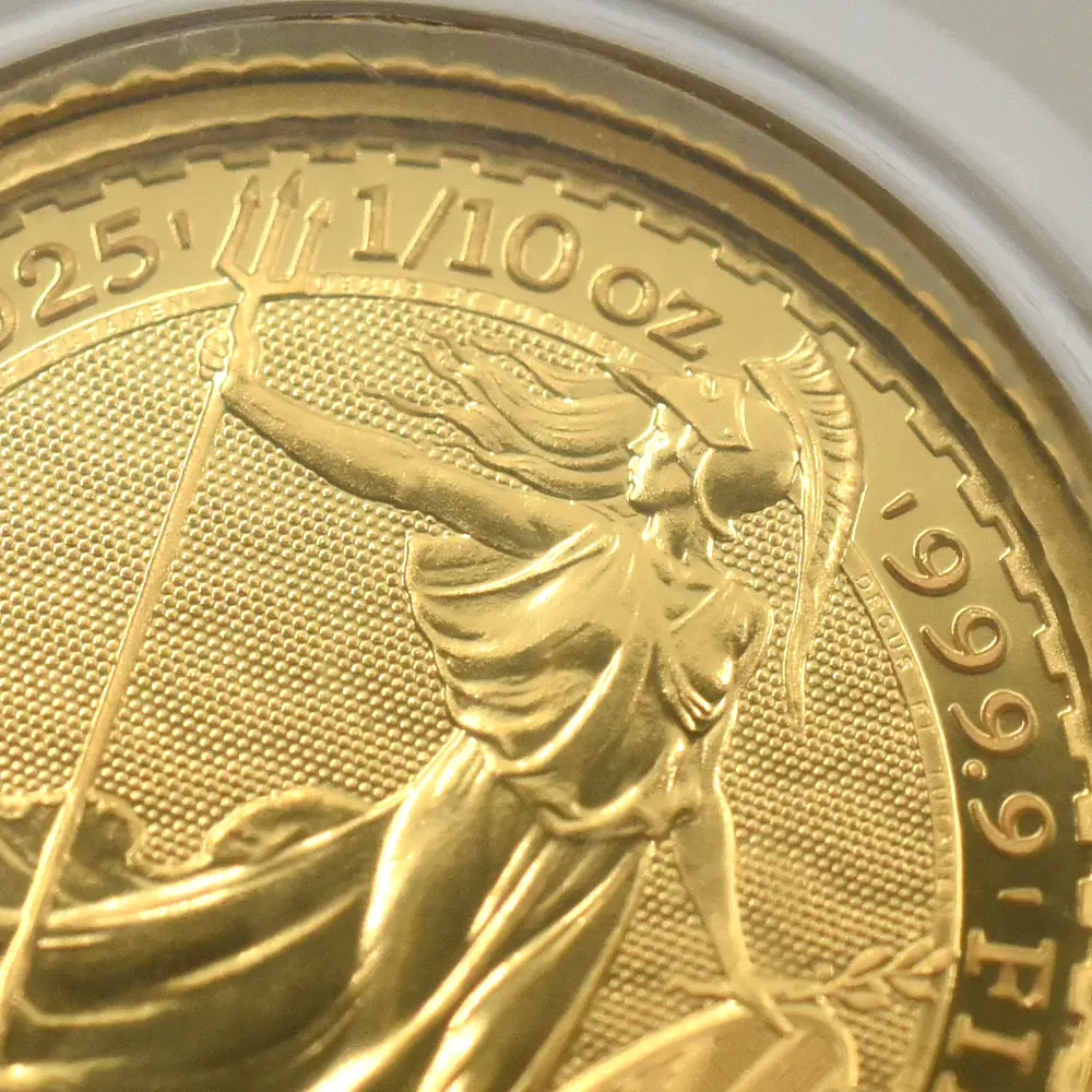 地金型6：6676 【プリントエラー】イギリス 2025 チャールズ3世 ブリタニア 10ポンド 1/10オンス 金貨 【1枚】(ブリスターパック付き)